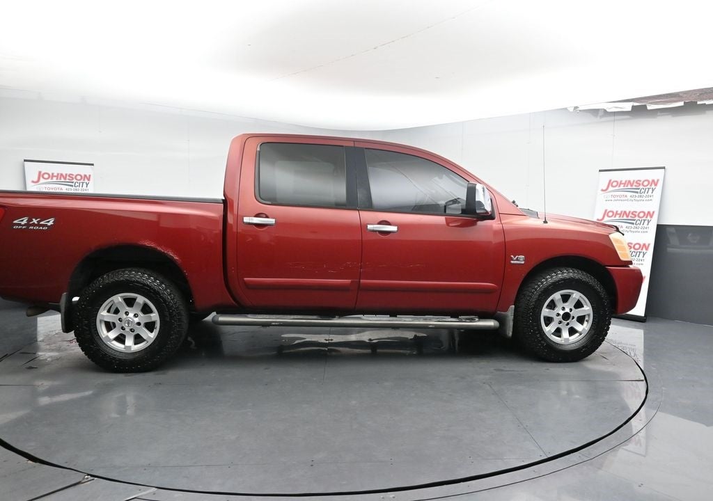 2004 Nissan Titan LE