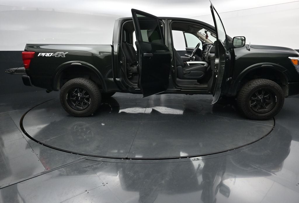 2019 Nissan Titan PRO-4X