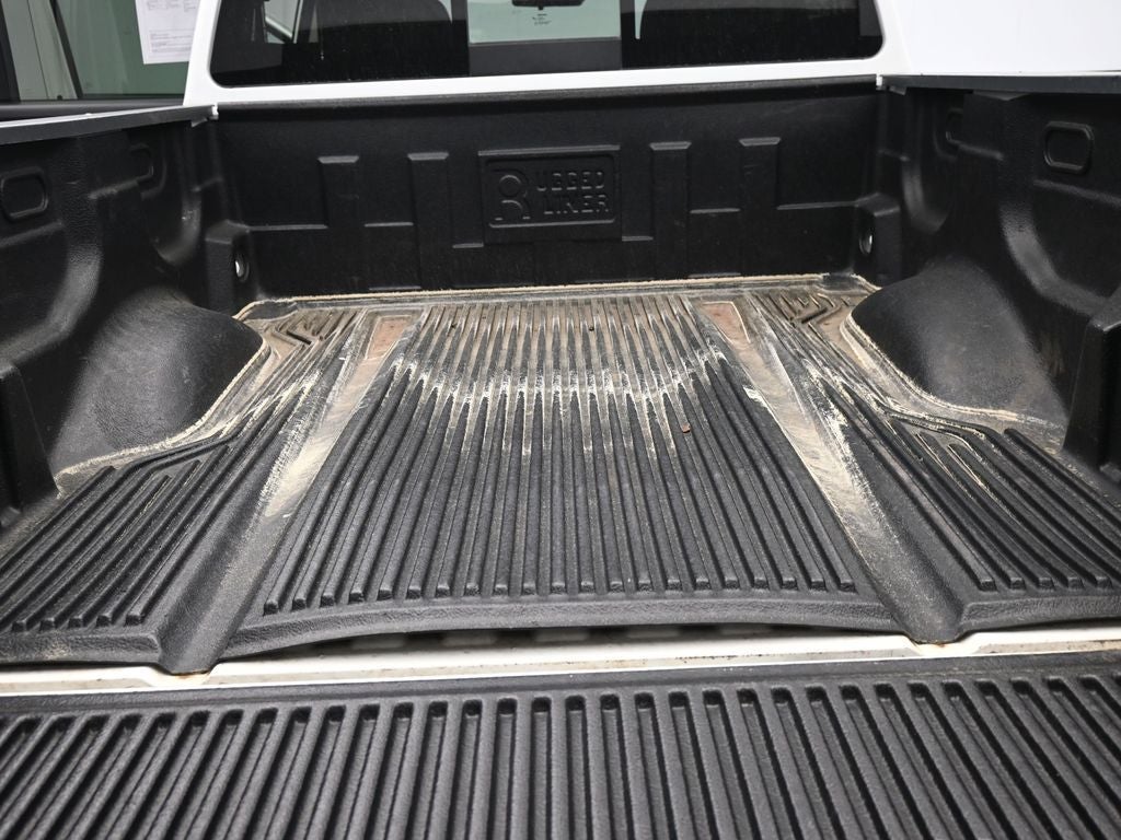 2022 Nissan Titan SV