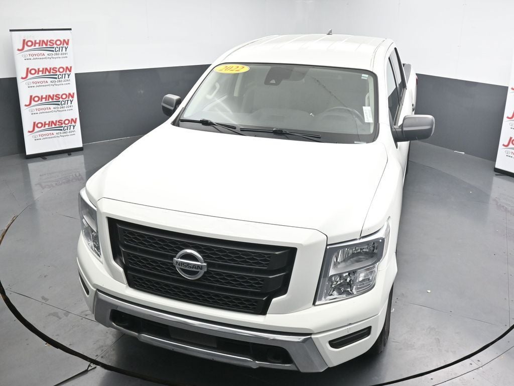 2022 Nissan Titan SV