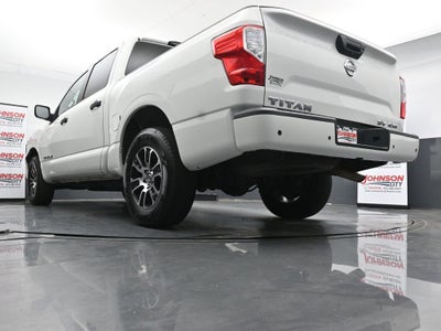 2022 Nissan Titan SV