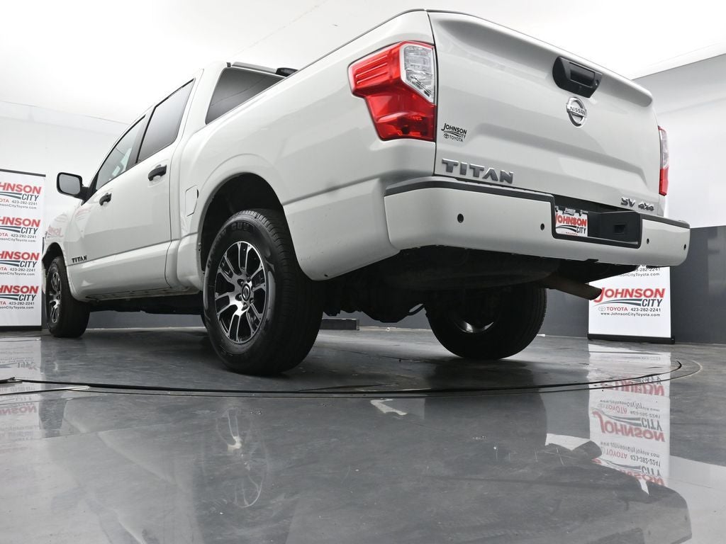 2022 Nissan Titan SV