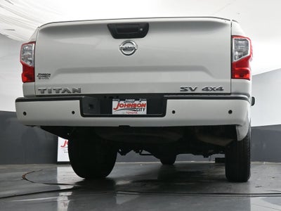 2022 Nissan Titan SV
