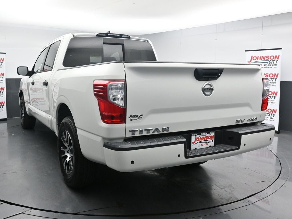 2022 Nissan Titan SV