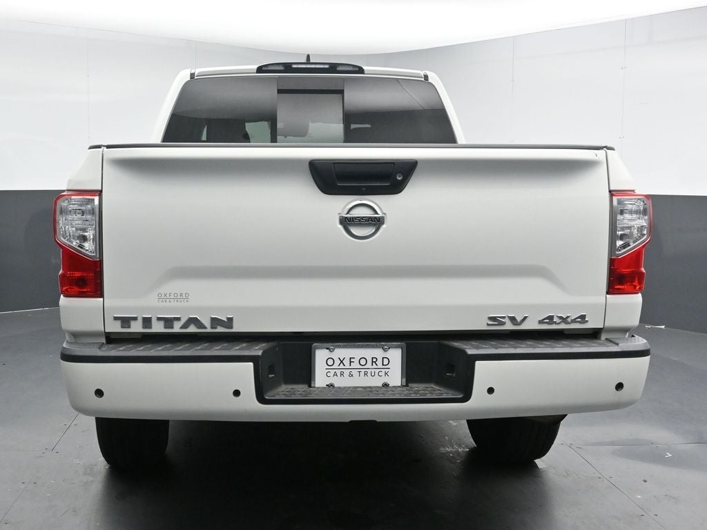 2022 Nissan Titan SV