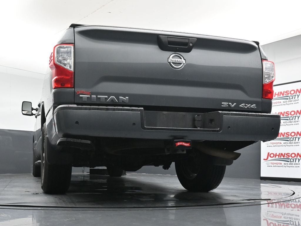 2021 Nissan Titan SV