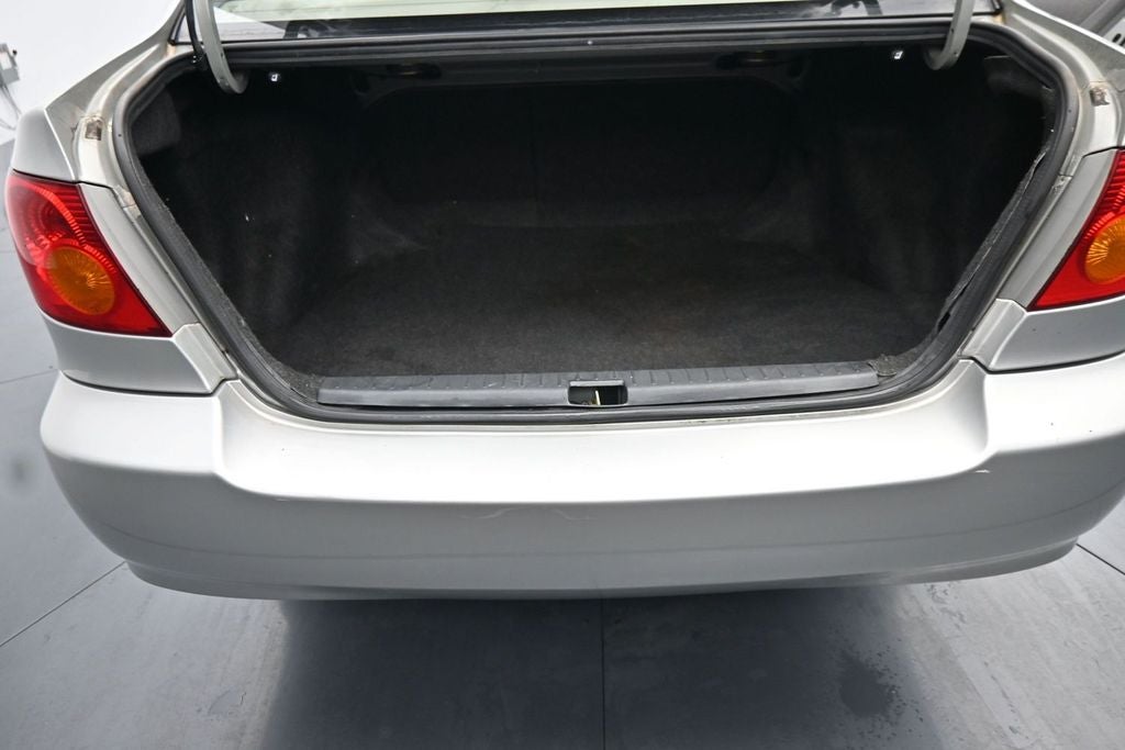 2003 Toyota Corolla LE