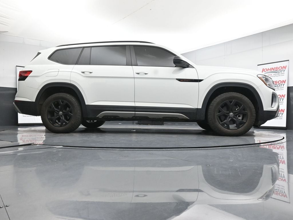 2024 Volkswagen Atlas 2.0T Peak Edition SE w/Technology
