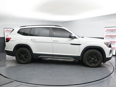 2024 Volkswagen Atlas 2.0T Peak Edition SE w/Technology