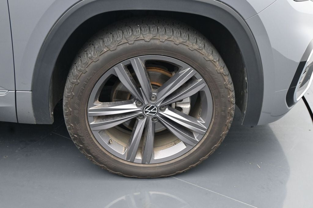 2022 Volkswagen Atlas Cross Sport 2.0T SEL R-Line