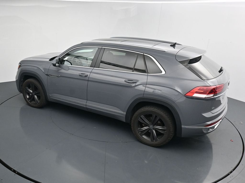 2022 Volkswagen Atlas Cross Sport 2.0T SEL R-Line