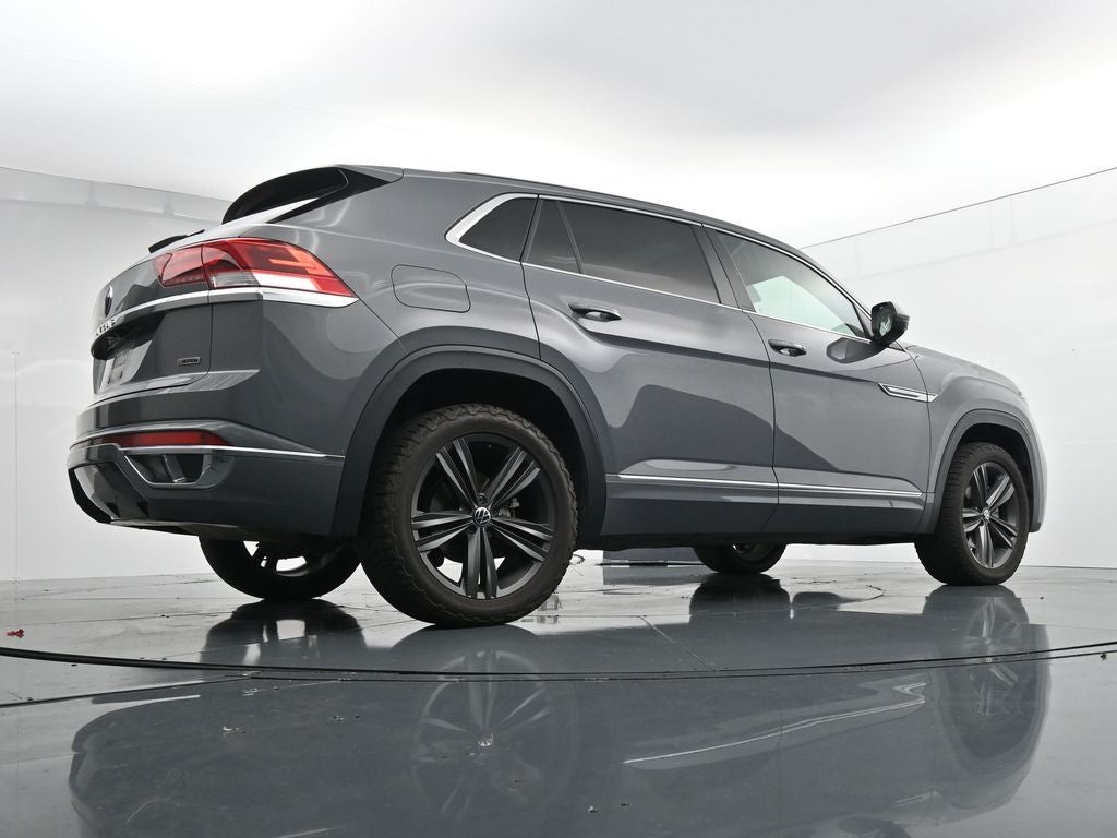 2022 Volkswagen Atlas Cross Sport 2.0T SEL R-Line