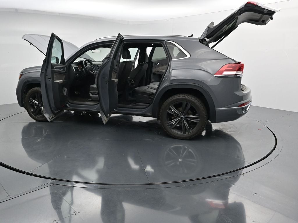 2022 Volkswagen Atlas Cross Sport 2.0T SEL R-Line