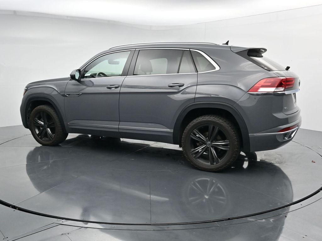 2022 Volkswagen Atlas Cross Sport 2.0T SEL R-Line