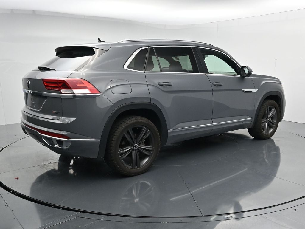 2022 Volkswagen Atlas Cross Sport 2.0T SEL R-Line