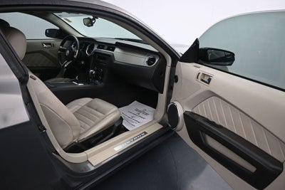 2011 Ford Mustang V6 Premium