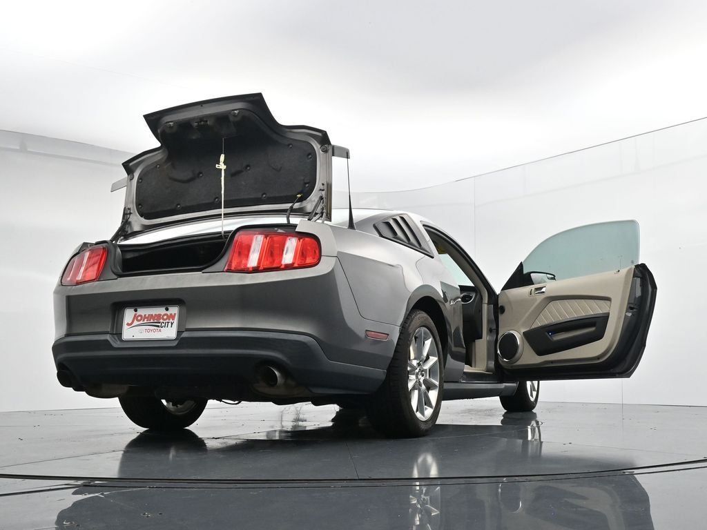 2011 Ford Mustang V6 Premium