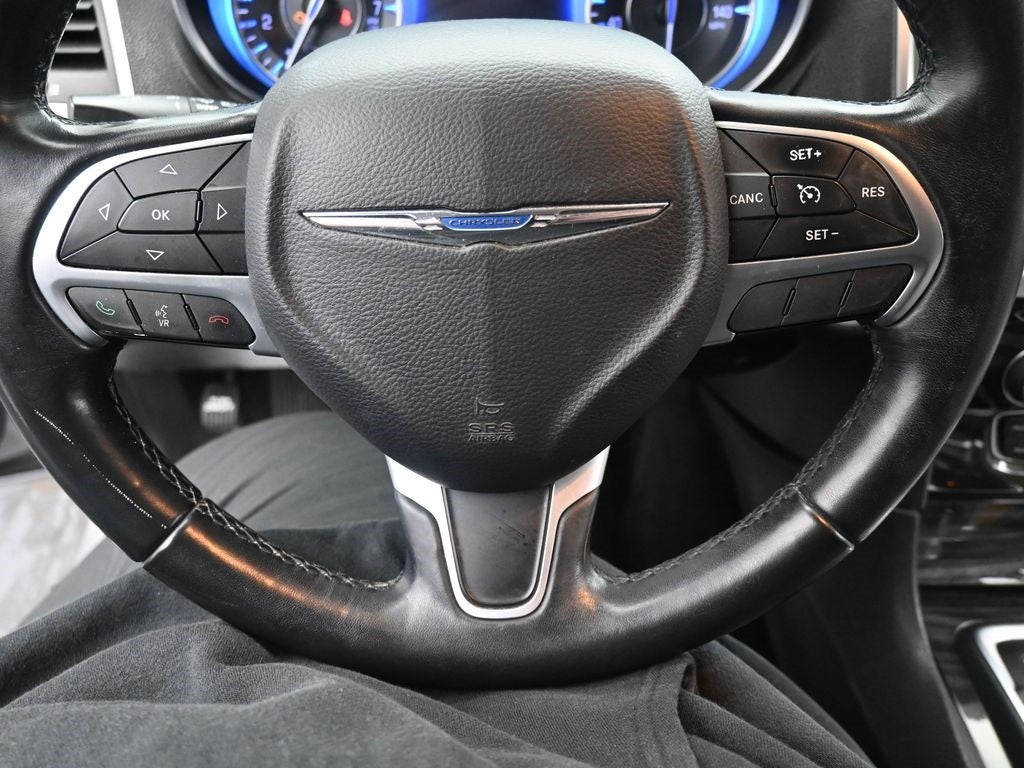 2015 Chrysler 300 Limited