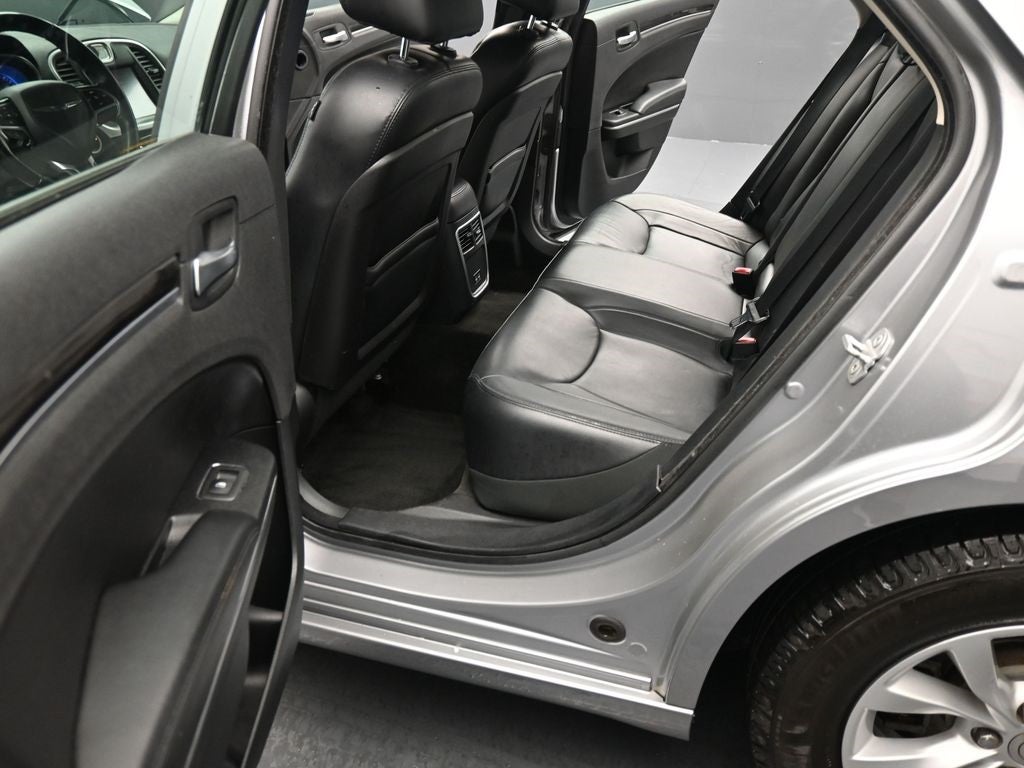 2015 Chrysler 300 Limited