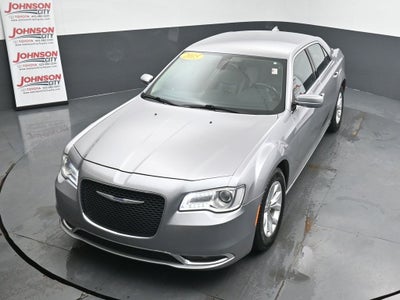 2015 Chrysler 300 Limited