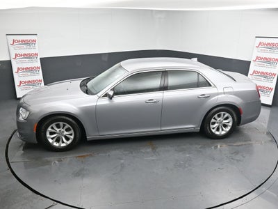 2015 Chrysler 300 Limited