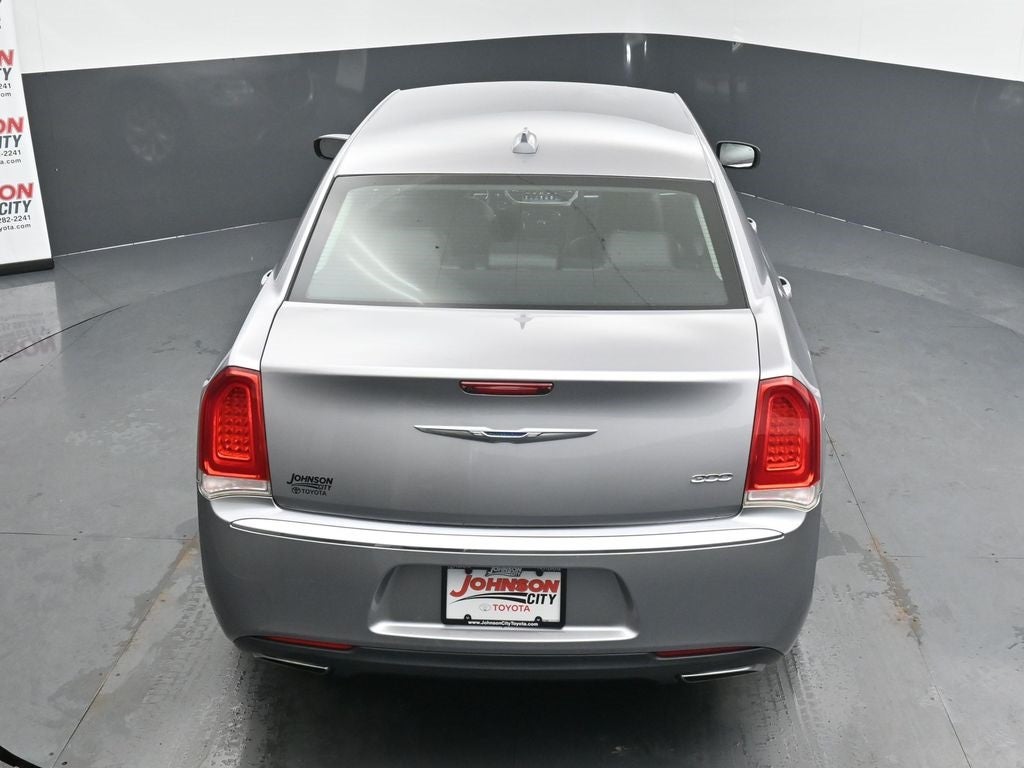 2015 Chrysler 300 Limited