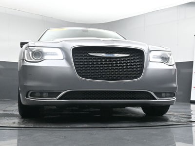 2015 Chrysler 300 Limited