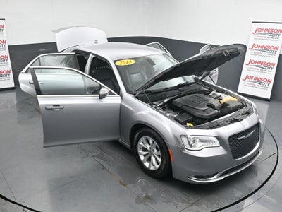 2015 Chrysler 300 Limited