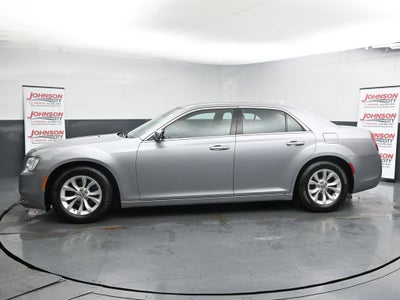 2015 Chrysler 300 Limited