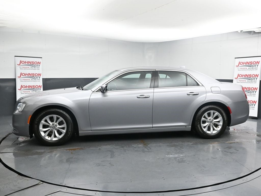 2015 Chrysler 300 Limited