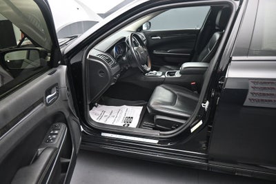2022 Chrysler 300 Touring