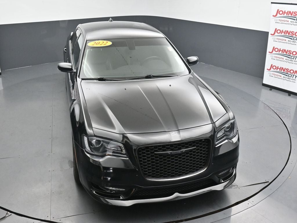 2022 Chrysler 300 Touring