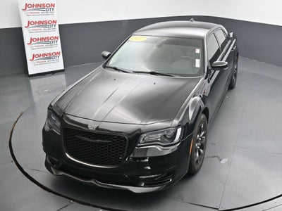 2022 Chrysler 300 Touring