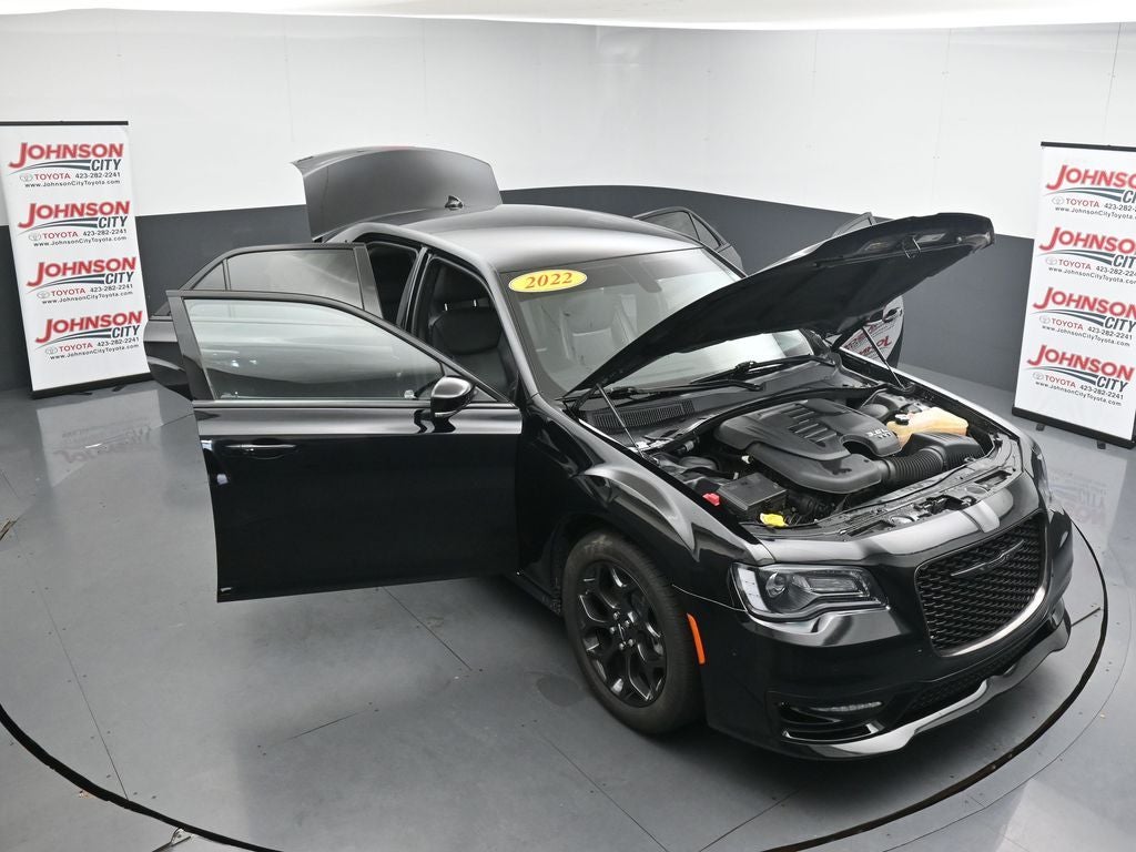 2022 Chrysler 300 Touring