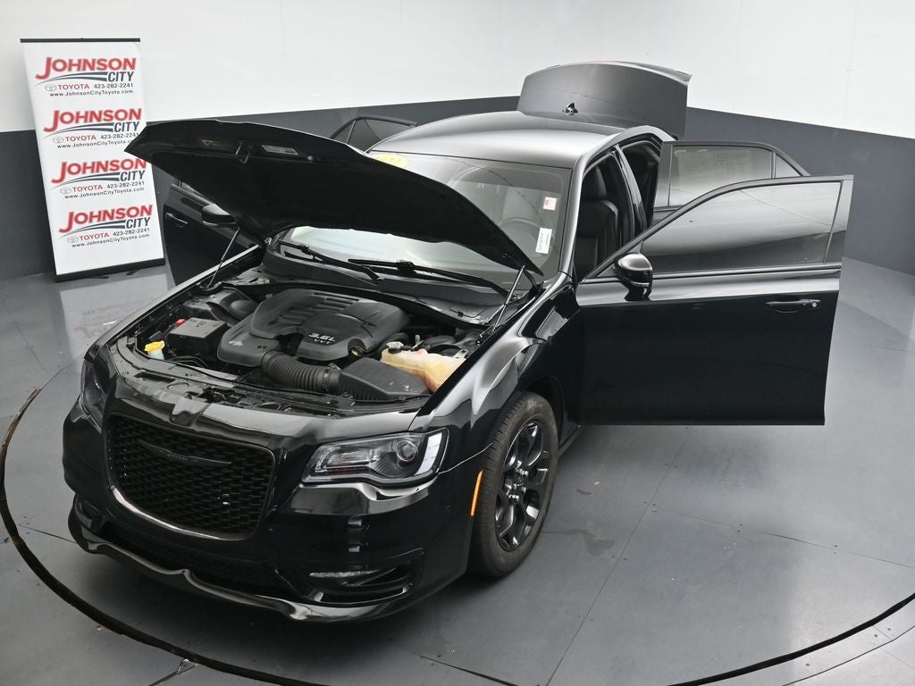 2022 Chrysler 300 Touring