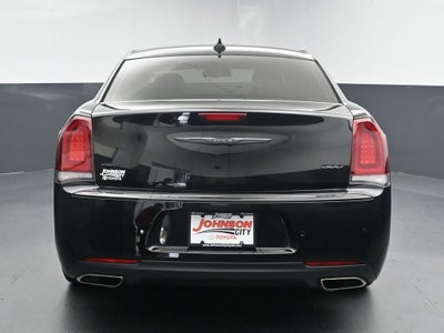 2022 Chrysler 300 Touring