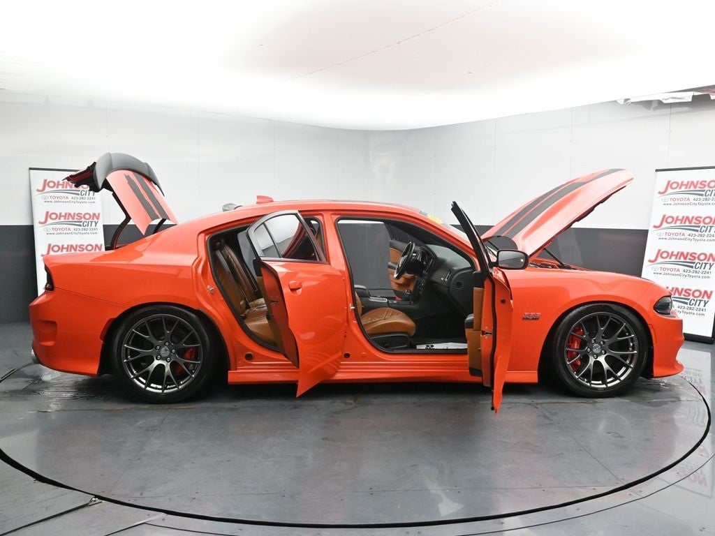 2016 Dodge Charger SRT 392