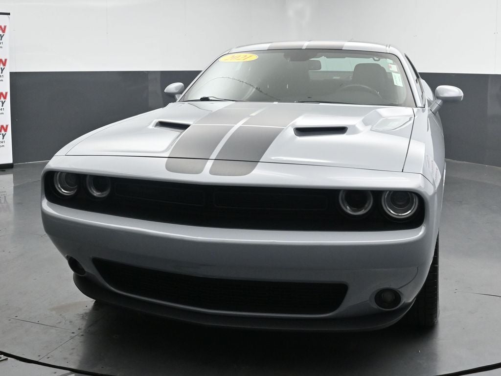 2021 Dodge Challenger SXT