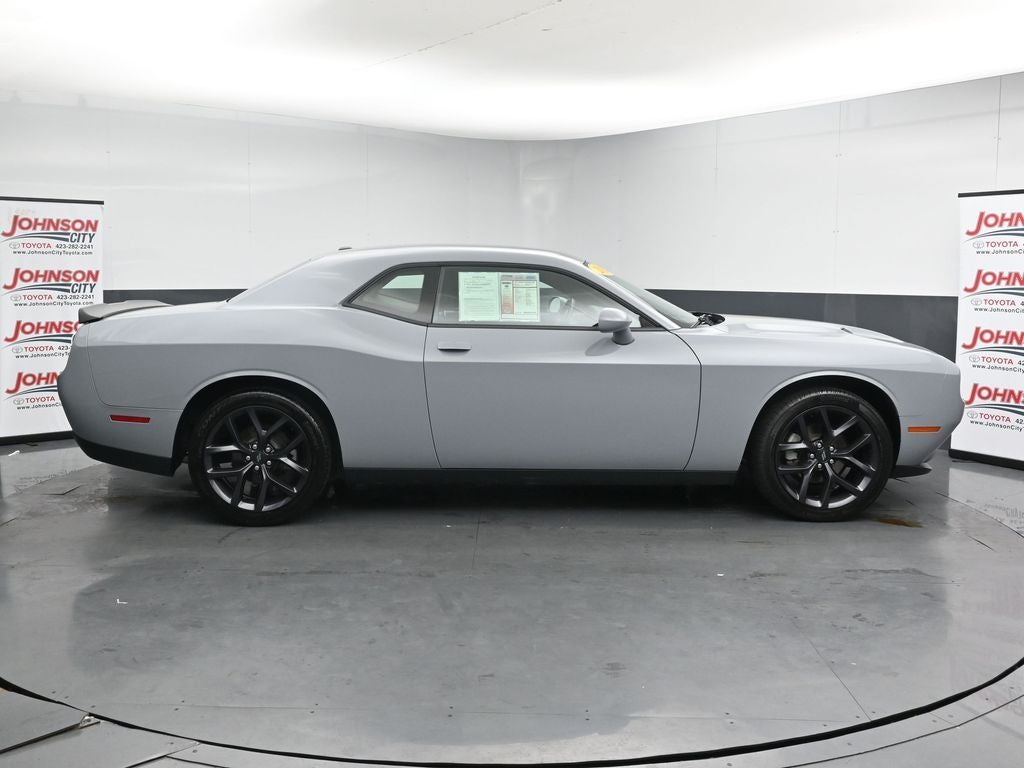 2021 Dodge Challenger SXT
