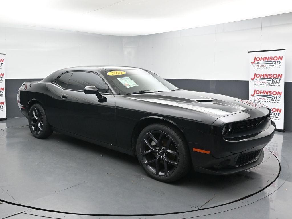 2021 Dodge Challenger SXT