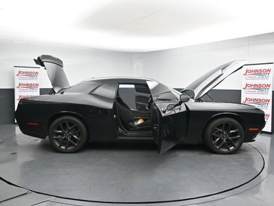 2021 Dodge Challenger SXT
