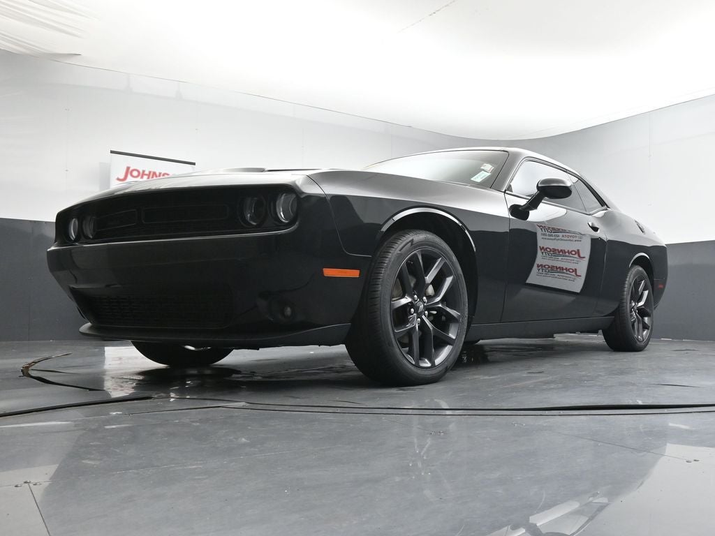 2021 Dodge Challenger SXT