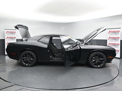 2021 Dodge Challenger SXT