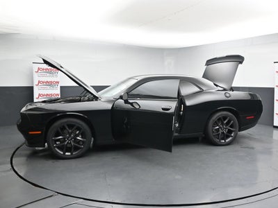 2021 Dodge Challenger SXT