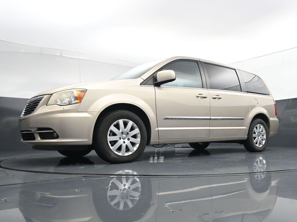 2014 Chrysler Town & Country Touring
