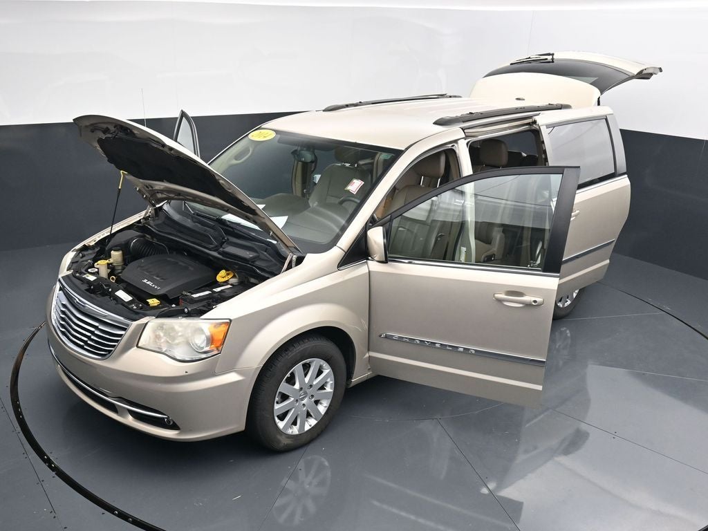 2014 Chrysler Town & Country Touring