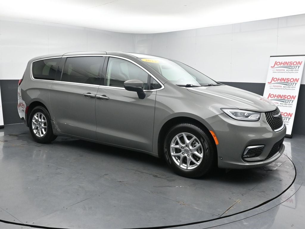 2023 Chrysler Pacifica Touring L
