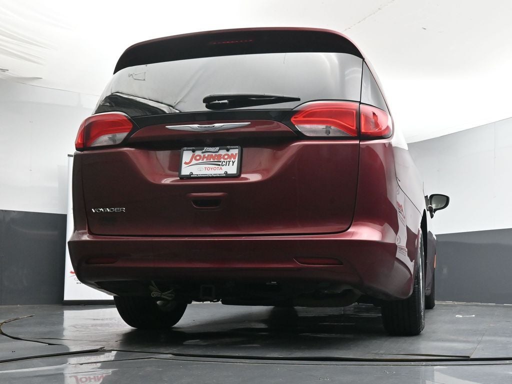 2021 Chrysler Voyager LXI