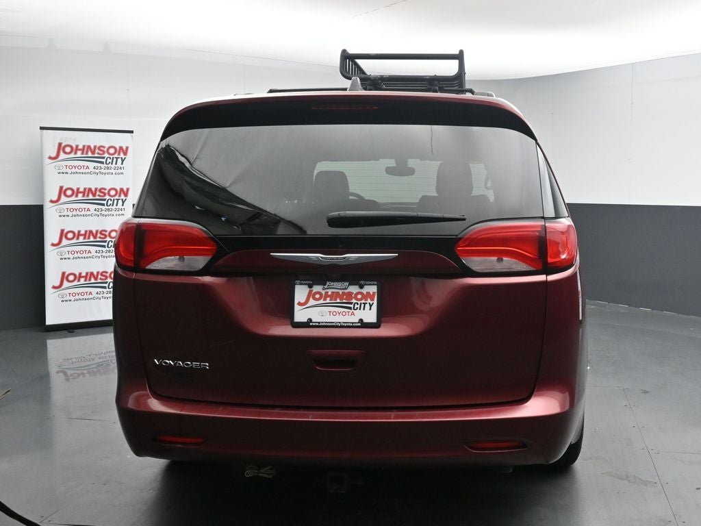 2021 Chrysler Voyager LXI