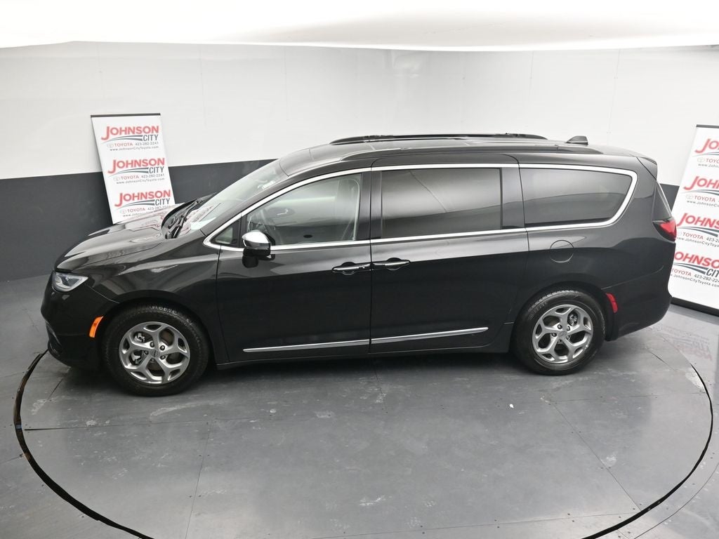 2023 Chrysler Pacifica Limited
